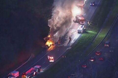 Tractor-trailer fire in Frederick Co. causes massive I-270 southbound delays