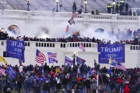 Supreme Court will hear a case that could undo Capitol riot charge against hundreds, including Trump